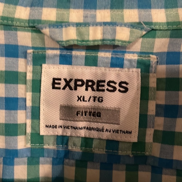 XL Dress Shirt - Picture 2 of 3